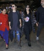 Alia Bhatt snapped at airport on 7th July 2016